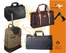 北京皮具廠箱包定做公文包男包女包公事夾皮具產(chǎn)品定做加工生產(chǎn),人和網(wǎng)